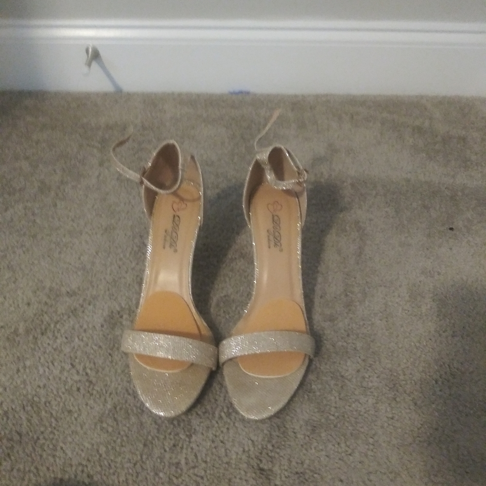 DBDK high heels